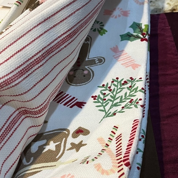 NEW SHABBY CHIC Set of 3 “Have A Sweet Christmas” Gingerbread Dishtowels - Picture 7 of 9